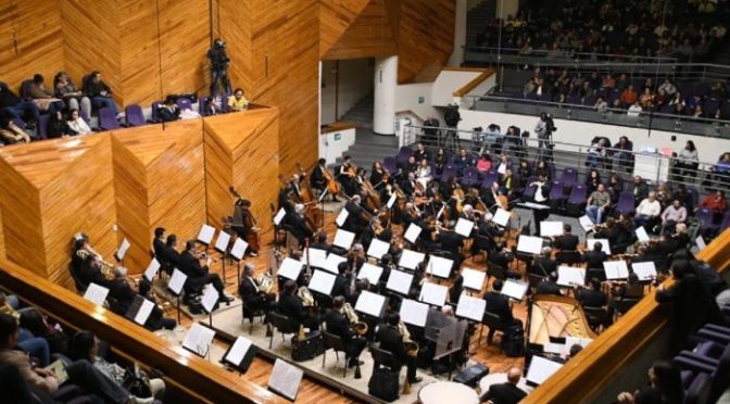 Orquesta Sinfónica del Estado de México deleita al público de Toluca y Texcoco