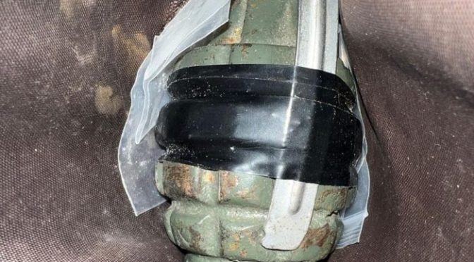 Narcóticos y una granada de fragmentación son hallados y asegurados durante cateo en inmueble en Edoméx